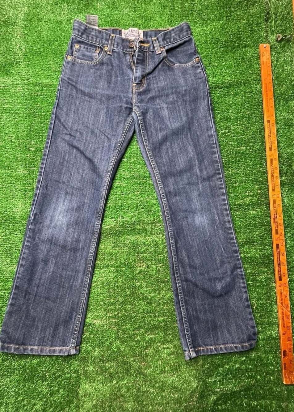 Signature by Levi Strauss & Co. Slim Straight Fit Denim Jeans